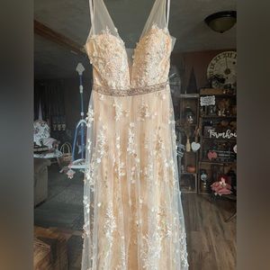 Jovani dress size 12 with no alterations done .